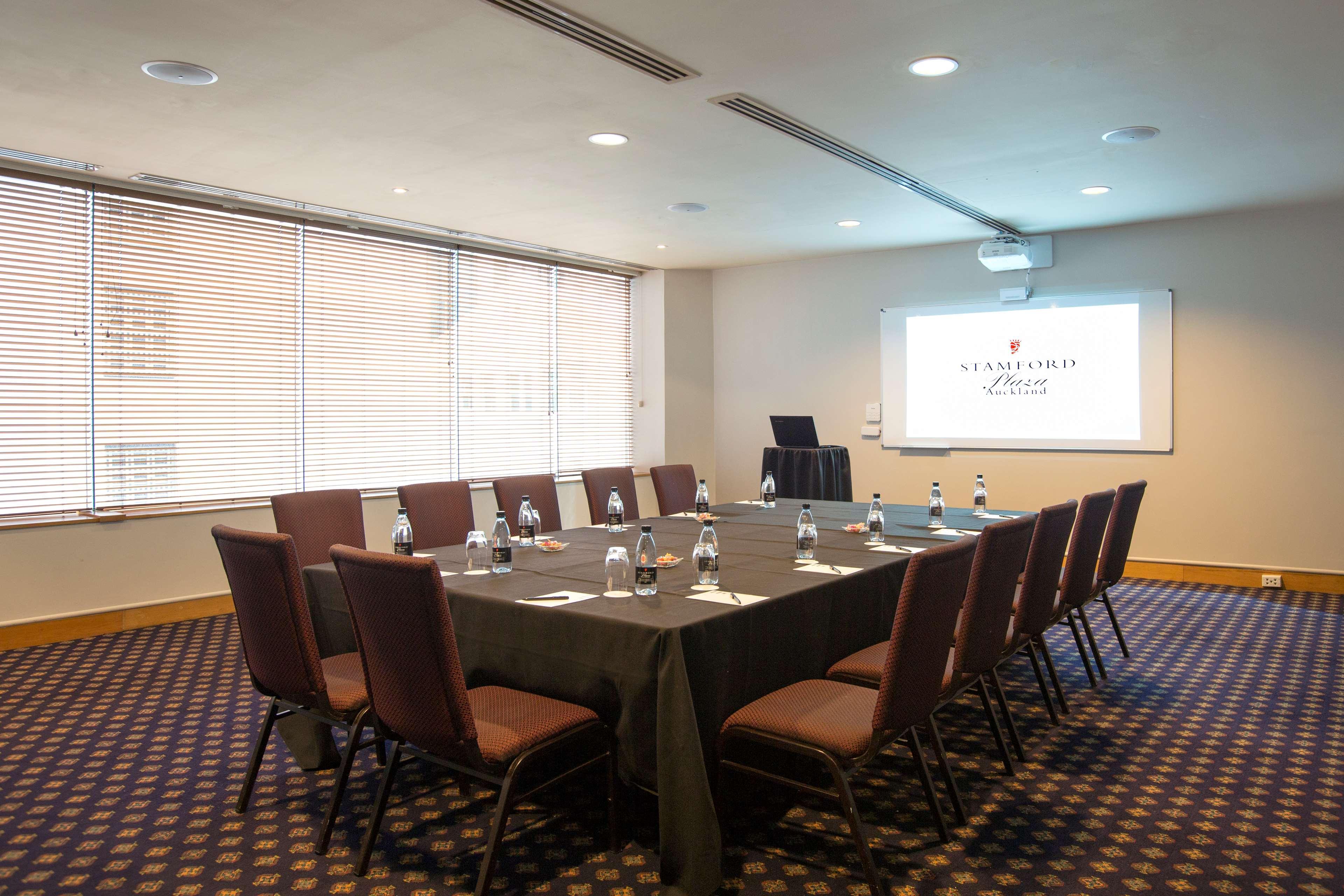Jw Marriott Auckland Otel Dış mekan fotoğraf The boardroom at the hotel